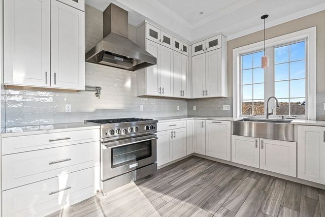 846 Main Street 3, Winchester, MA 01890