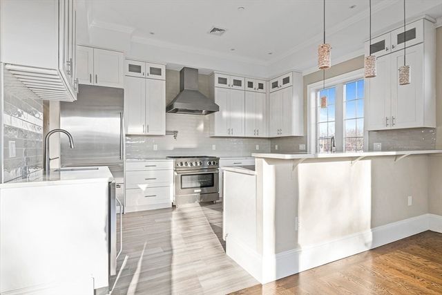 846 Main Street 3, Winchester, MA 01890