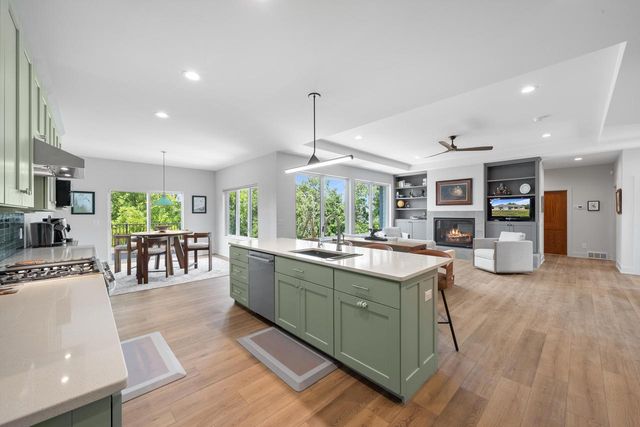N2521 Preserve COURT, Lake Geneva, WI 53147