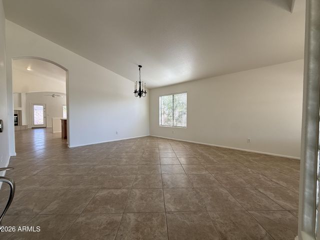 9587 W SELDON Lane, Peoria, AZ 85345