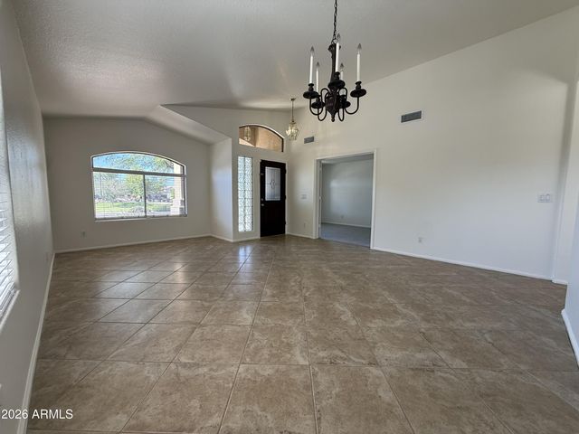 9587 W SELDON Lane, Peoria, AZ 85345