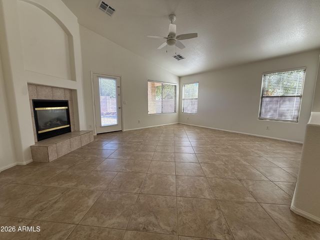 9587 W SELDON Lane, Peoria, AZ 85345