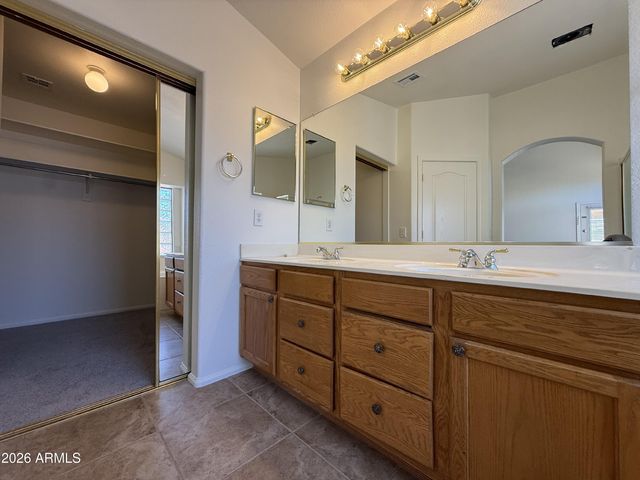 9587 W SELDON Lane, Peoria, AZ 85345