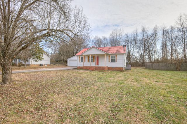 115 Darnell Dr, Tullahoma, TN 37388