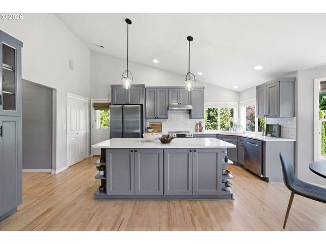 3002 S 23RD Way, Ridgefield, WA 98642