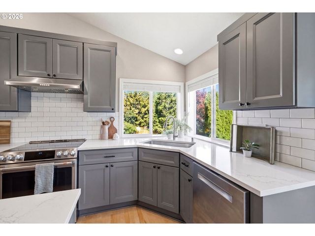 3002 S 23RD Way, Ridgefield, WA 98642