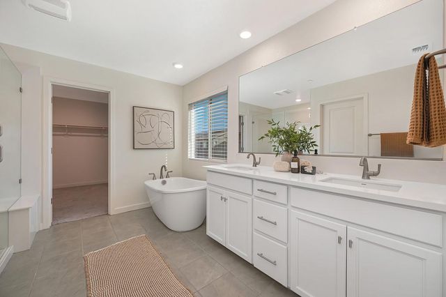 2473 Constellation Cir, Roseville, CA 95747