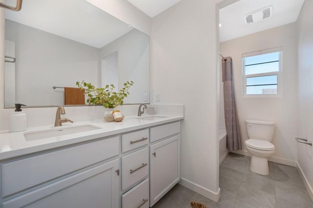 2473 Constellation Cir, Roseville, CA 95747