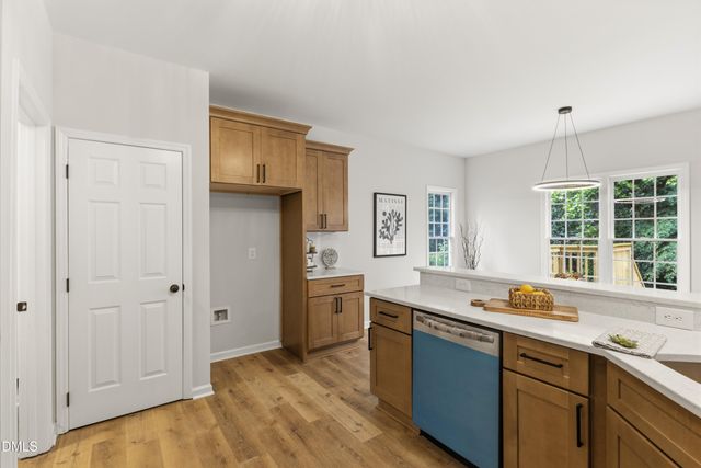 8825 Deerland Grove Drive, Raleigh, NC 27615