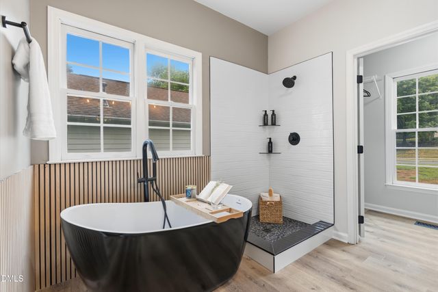 8825 Deerland Grove Drive, Raleigh, NC 27615
