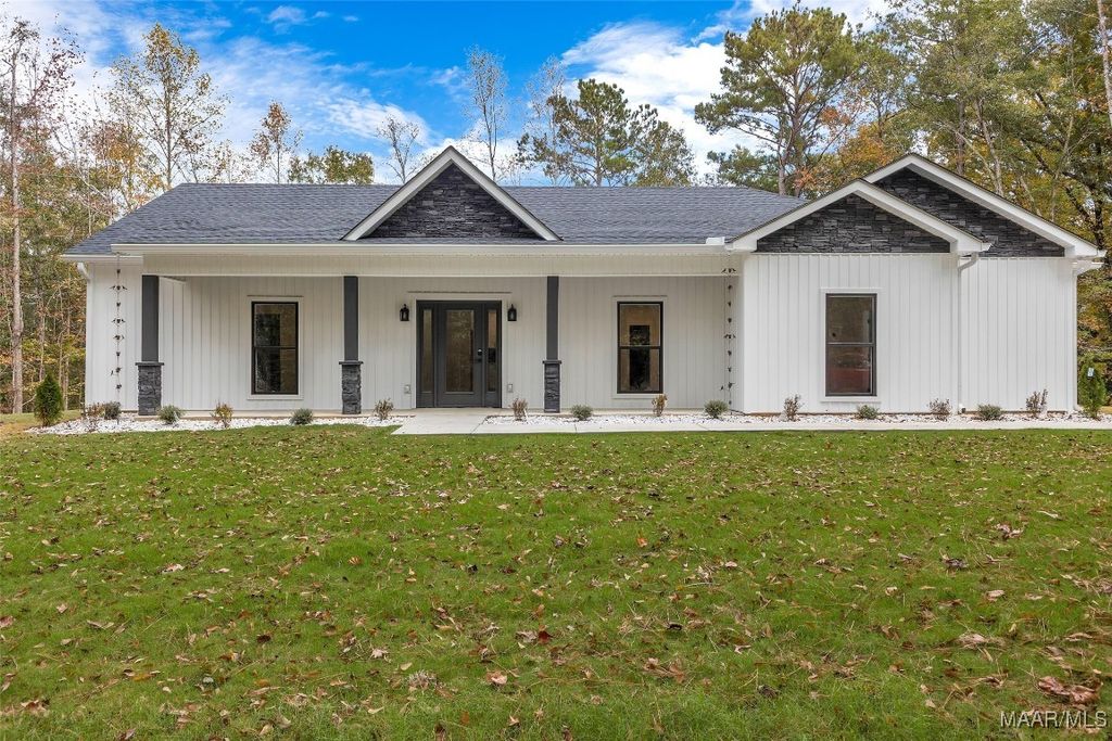 3152 Red Hill Road, Tallassee, AL 36078