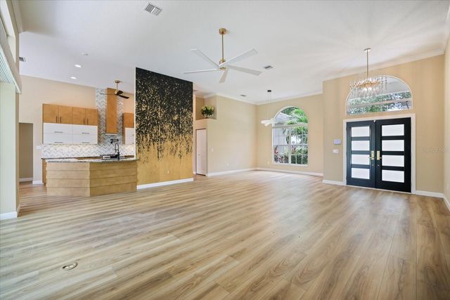 567 LAKE OF THE WOODS DRIVE, Venice, FL 34293