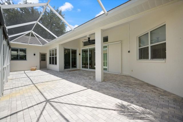 567 LAKE OF THE WOODS DRIVE, Venice, FL 34293
