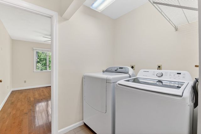 1 Punch Bowl Dr, Falmouth, MA 02540