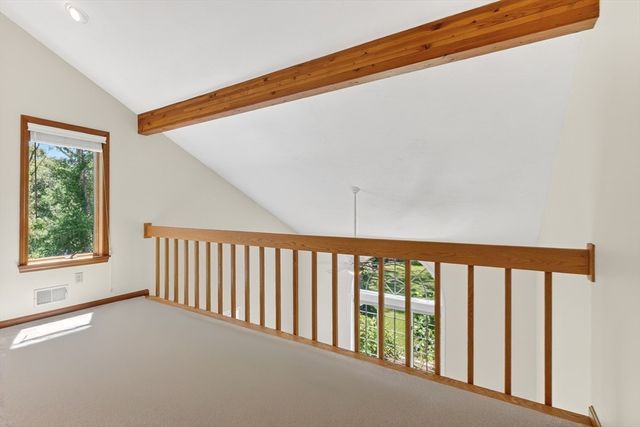 1 Punch Bowl Dr, Falmouth, MA 02540