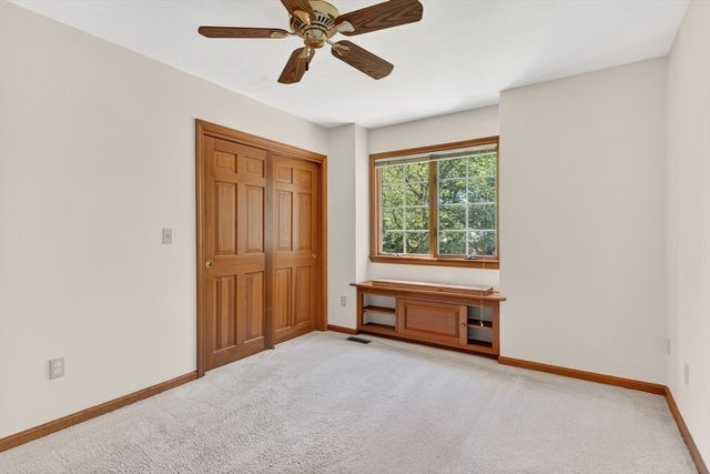 1 Punch Bowl Dr, Falmouth, MA 02540