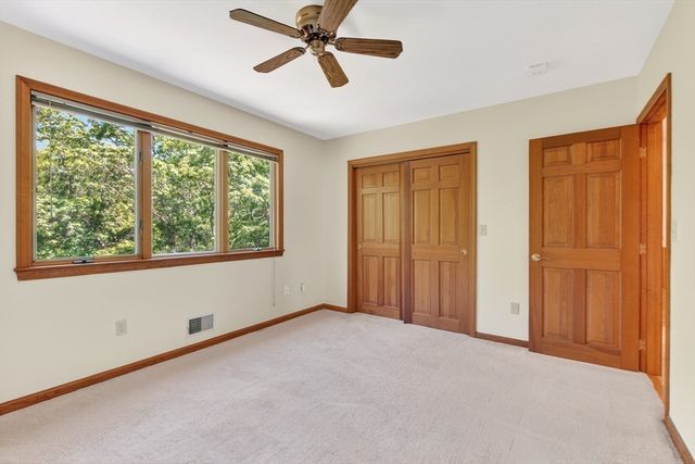 1 Punch Bowl Dr, Falmouth, MA 02540