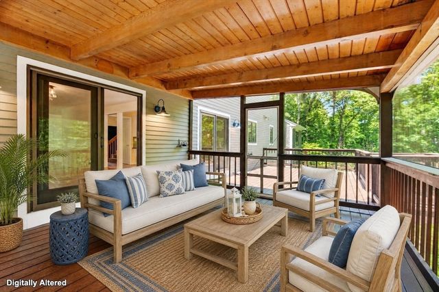 1 Punch Bowl Dr, Falmouth, MA 02540