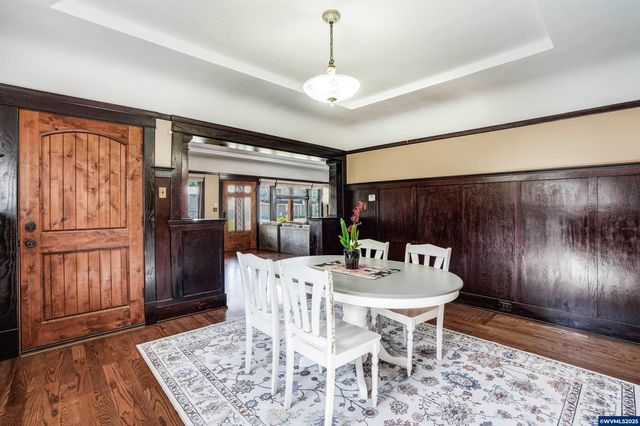 3795 Blossom Dr NE, Salem, OR 97305