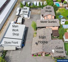 3795 Blossom Dr NE, Salem, OR 97305