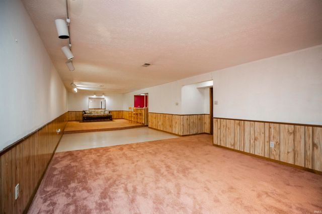 56106 Wynnewood Drive, Osceola, IN 46561