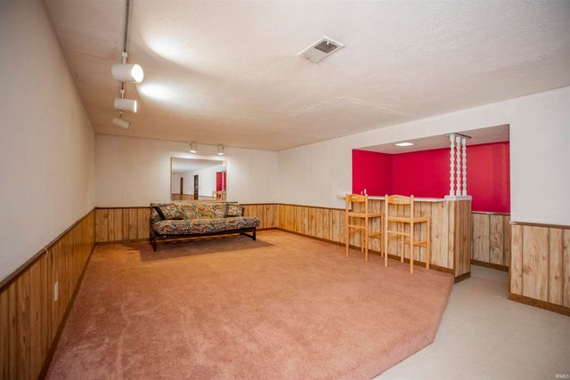 56106 Wynnewood Drive, Osceola, IN 46561