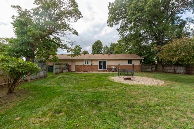 56106 Wynnewood Drive, Osceola, IN 46561