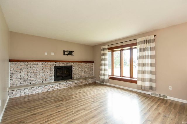 56106 Wynnewood Drive, Osceola, IN 46561