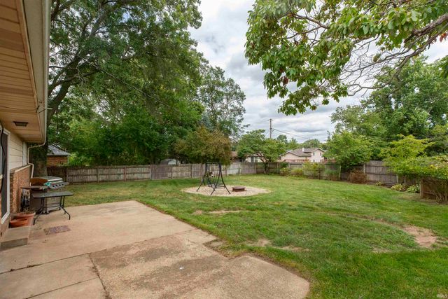 56106 Wynnewood Drive, Osceola, IN 46561