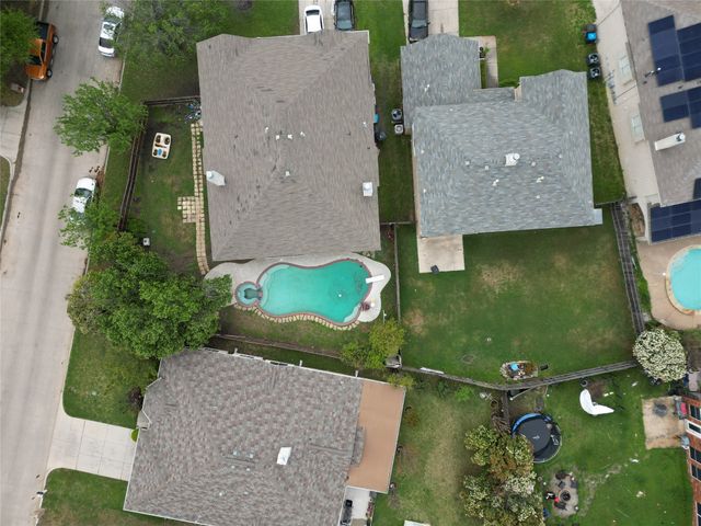 6920 DANIELDALE Drive, Fort Worth, TX 76137
