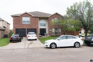 6920 DANIELDALE Drive, Fort Worth, TX 76137