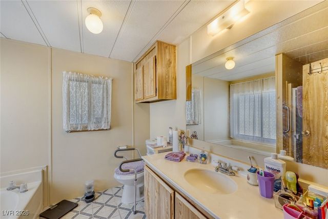 3038 La Barca Lane, Las Vegas, NV 89122