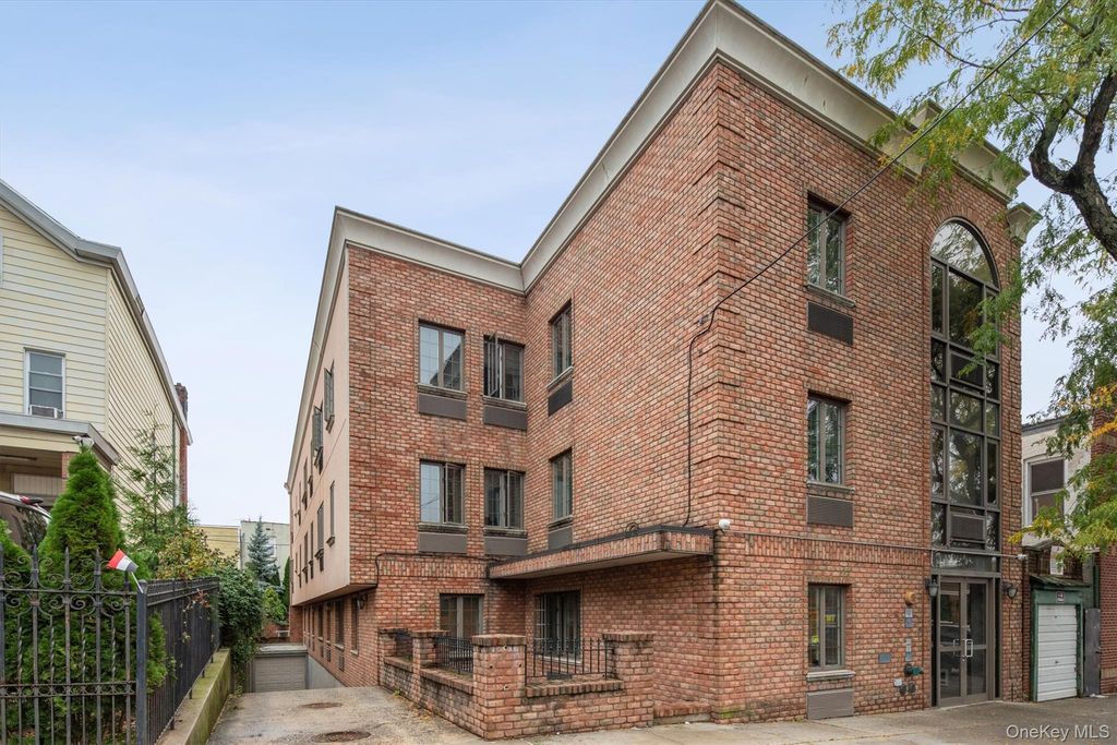 62-48 60th Place 1C, Ridgewood, NY 11385 — exterior
