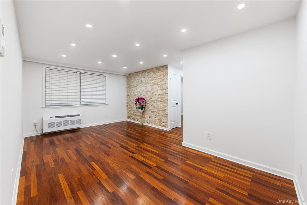 62-48 60th Place 1C, Ridgewood, NY 11385 — photo 4