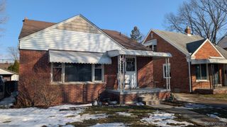3837 Katherine St, Dearborn, MI 48124