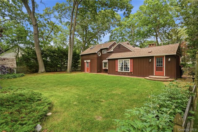 481 Ackerson Boulevard, Brightwaters, NY 11718