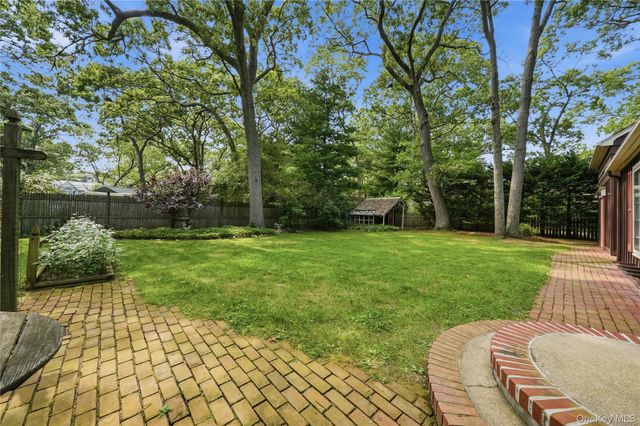481 Ackerson Boulevard, Brightwaters, NY 11718