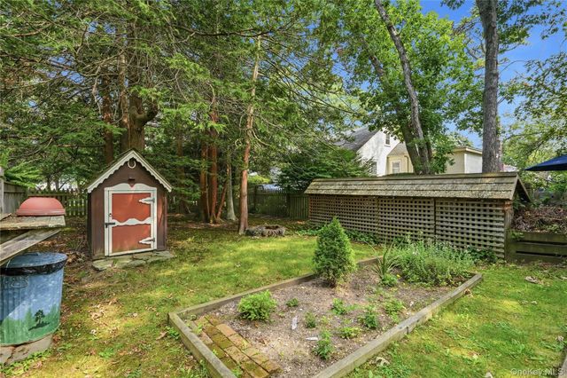 481 Ackerson Boulevard, Brightwaters, NY 11718