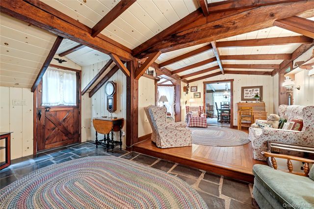 481 Ackerson Boulevard, Brightwaters, NY 11718