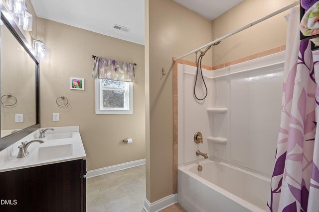 5 Anna Marie Way, Youngsville, NC 27596