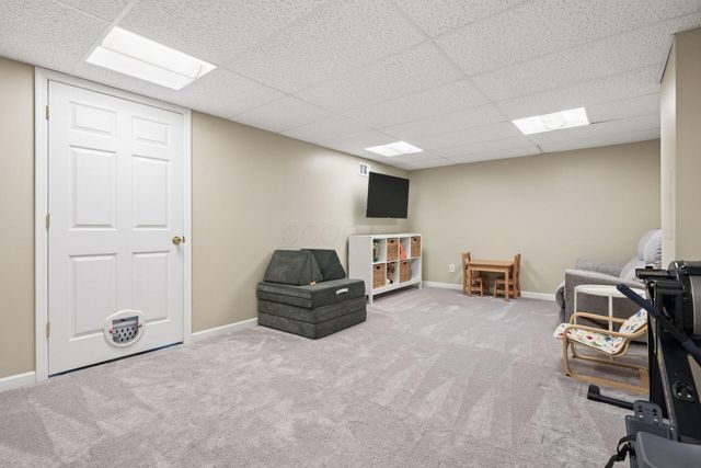 3794 Ravens Glen Drive, Columbus, OH 43221