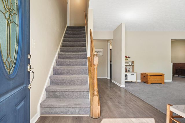 3794 Ravens Glen Drive, Columbus, OH 43221