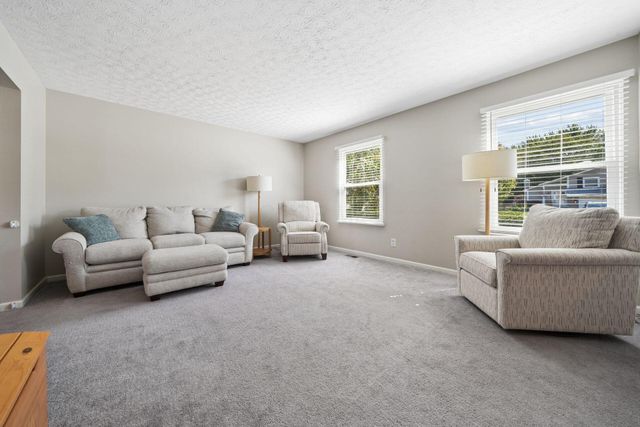 3794 Ravens Glen Drive, Columbus, OH 43221