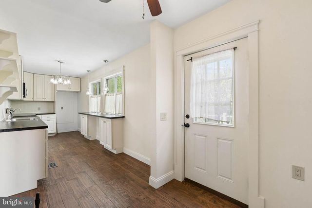 21101 YORK RD, Parkton, MD 21120