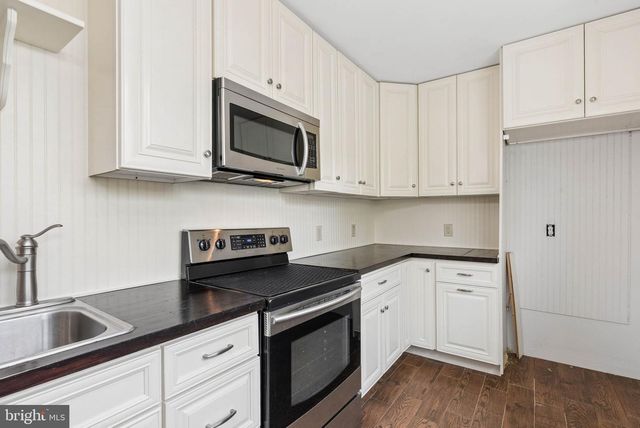 21101 YORK RD, Parkton, MD 21120
