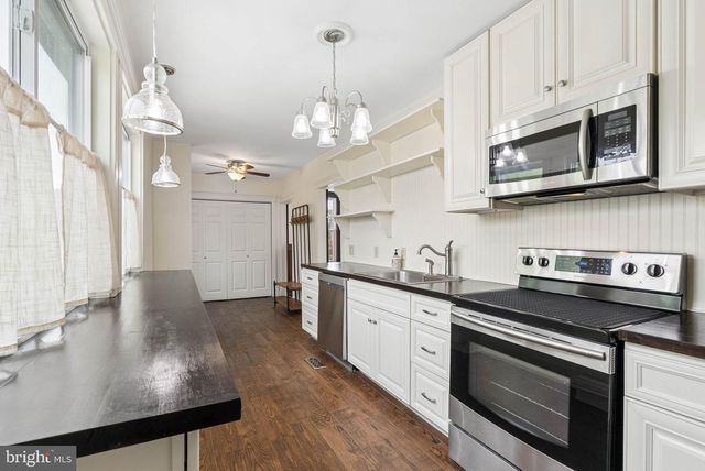 21101 YORK RD, Parkton, MD 21120