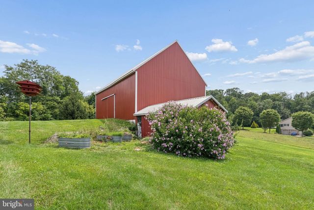 21101 YORK RD, Parkton, MD 21120