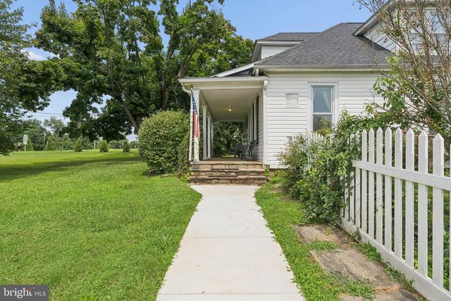 21101 YORK RD, Parkton, MD 21120