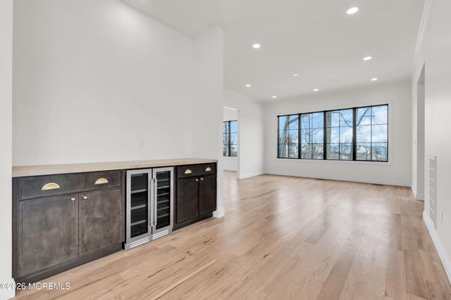 246 Sunnyside Road, Lincroft, NJ 07738