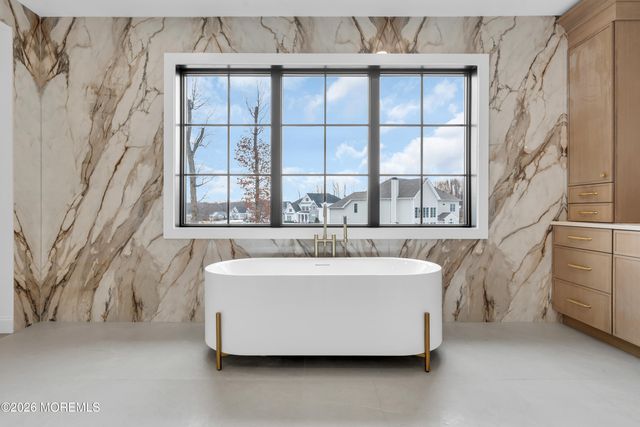 246 Sunnyside Road, Lincroft, NJ 07738